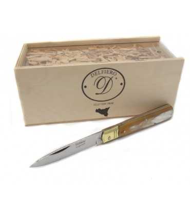 Sicilian steak knife in horn with Delfiero Selection From box