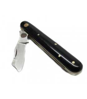 Two Oxen knife small blade engagement