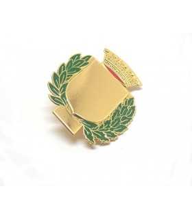 Porta fregio in metallo da petto con alloro verde e corona