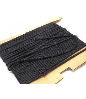 Corda_in_tessuto_intrecciato_di_colore_nero