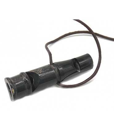 Fischietto_lungo_per_cani_in_cuoio_di_bufalo_con_cordoncino_in_cuoio_1