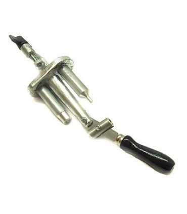 Levimetticapsula_scassulatore_per_inneschi_cartucce_sparate