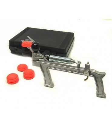 Lanciapiattelli_piccola_Sagittario_a_sgancio_manuale_a_pistola