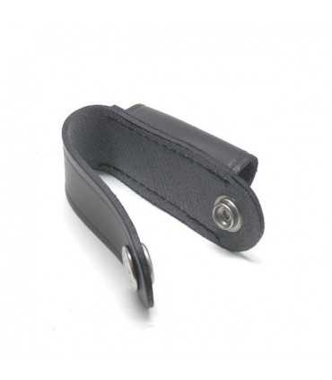 1V31 – Leather flashlight AA cell holder