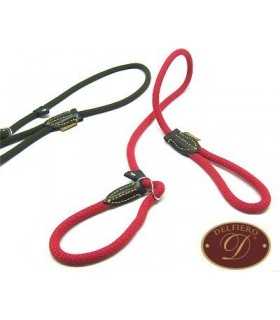 Leash Against Strangle With Collar Delfiero Rope