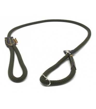 Leash Against Strangle With Collar Delfiero Rope